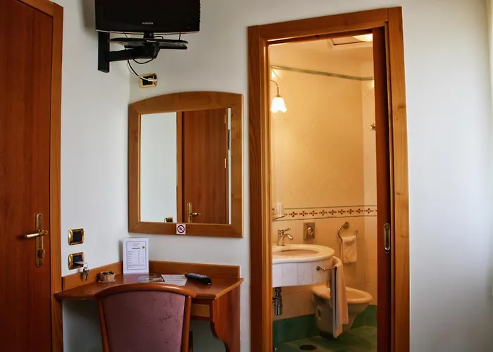 Otel Savoia Sorrento