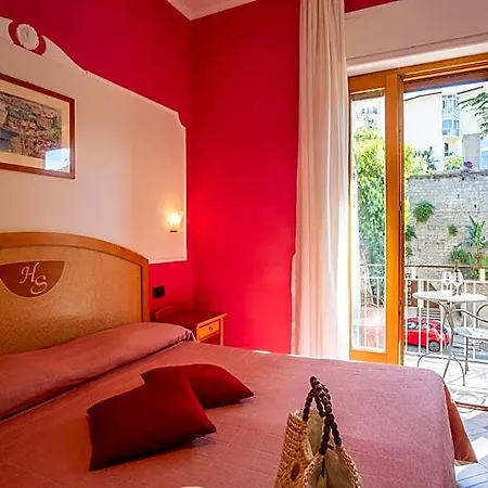 Savoia 3* Сорренто