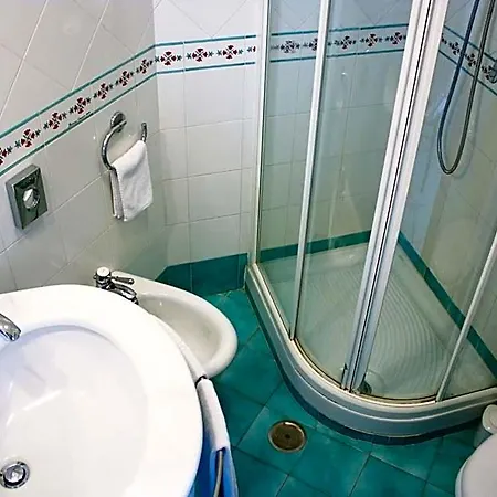 Отель Savoia