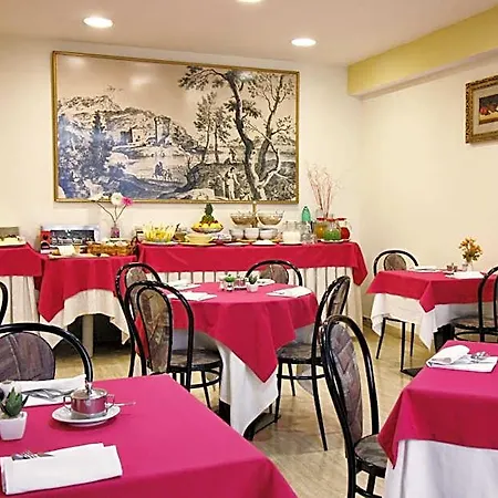 Savoia 3* Сорренто