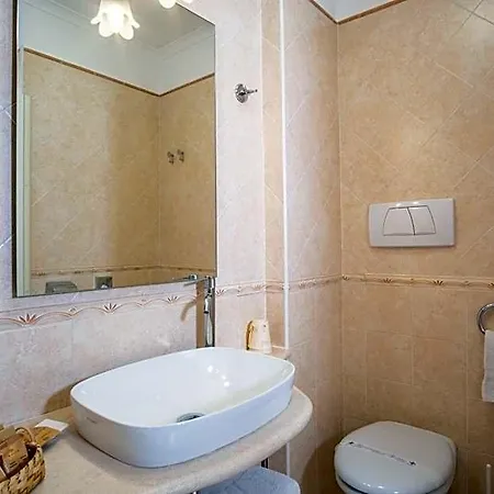 Отель Savoia