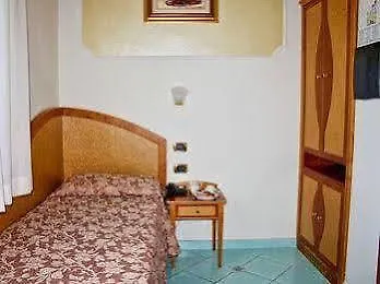 Готель Savoia 3*